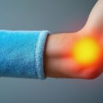 découvrez quand utiliser le froid ou le chaud pour soulager une tendinite et choisissez la méthode la plus efficace pour réduire la douleur et favoriser la guérison.